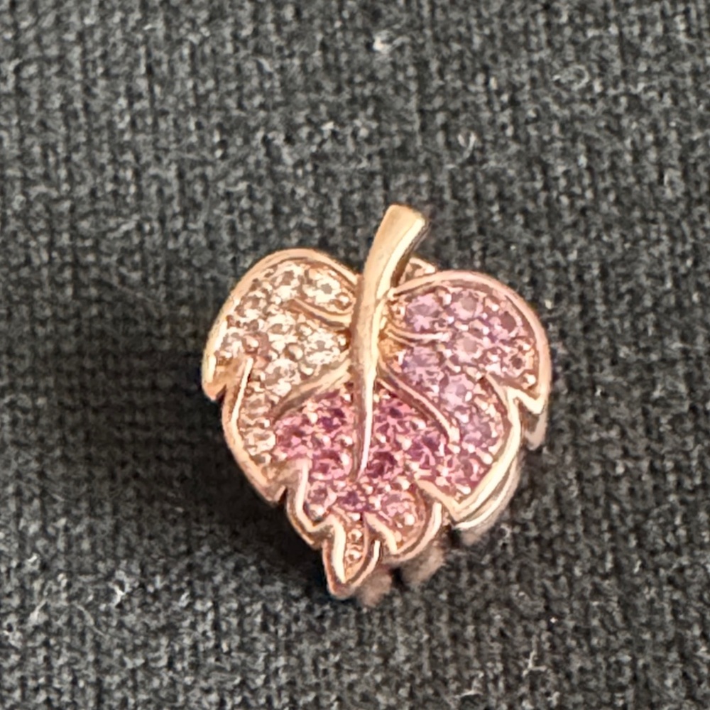 PANDORA‎ Leaf Pandora Rose gold